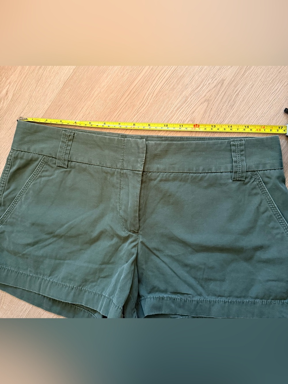 J. Crew Green Chino Shorts Classic Style Size 8 - Picture 7 of 7